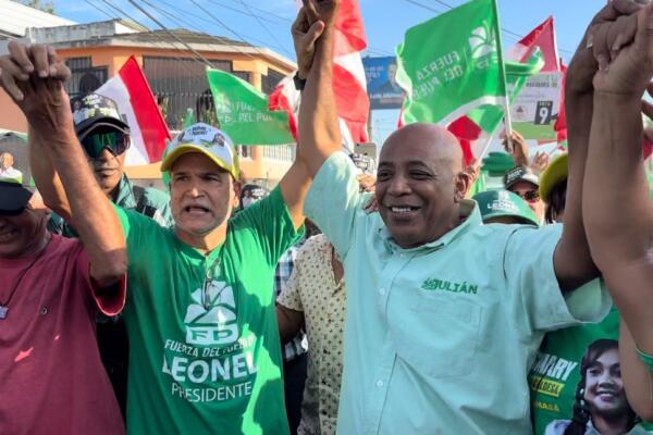 Julián Cruz Almonte, durante cierre de campaña. (Foto: fuente externa)