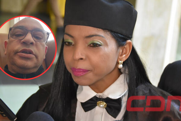 José Pérez Vidal insiste que la causa principal de la muerte de su hija, María José Pérez, de 13 años, no es por dengue. (Foto: CDN Digital) 