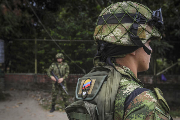 El presunto agresor habría huido del lugar con su arma de dotación. Foto: Fuente Externa 