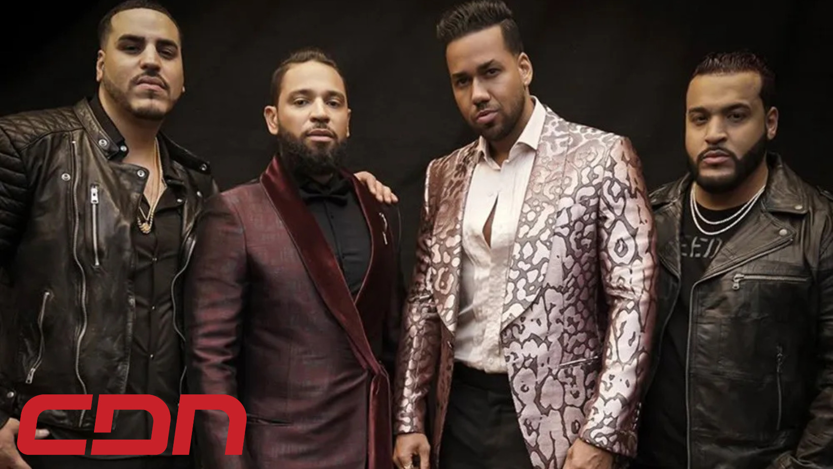 Los artistas: Max Agende, Henry Santos, Romeo Santos y Lenny Santos. Foto: CDN Digital