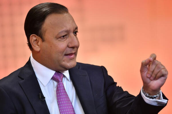 Abel Martínez recordó que las grandes soluciones nacionales no se improvisan. Señaló que la medida afecta derechos laborales