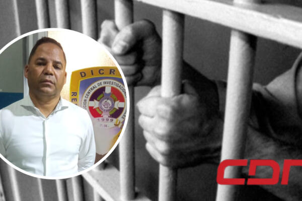 Arrestan regidor del PRM por supuestamente organizar viajes ilegales. Foto: CDN Digital
