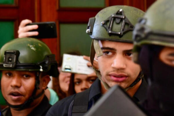 Imagen de “El Dotolcito” saliendo del tribunal. (Foto: Archivo) 