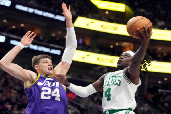 Boston venció a Utah con las ausencias de Al Horford, Kristaps Porzingis, y Jaylen Brown para su victoria número 52 de la temporada.