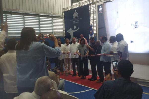 Centro Deportivo Comunitario (CDC) del sector Capotillo, fue construido a un costo superior a los 27 millones de pesos.