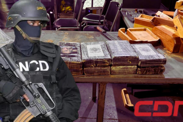 Dirección Nacional de Control de Drogas (DNCD) desmantela red pretendía enviar drogas a EEUU camufladas en ceniceros. Foto CDN Digital