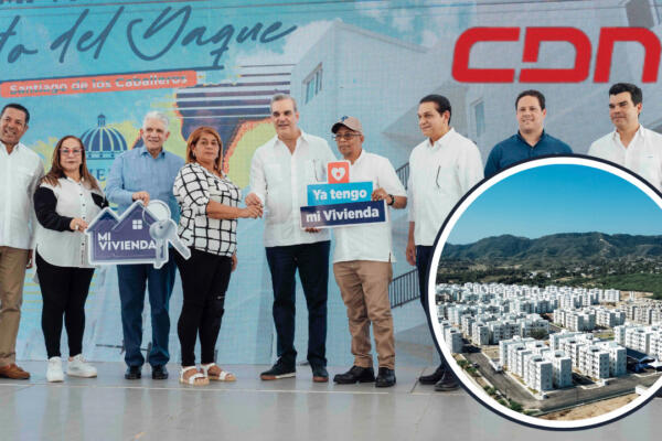  
Gobierno cambia la vida de 300 familias de Hato del Yaque al entregarles igual número de viviendas a personas de escasos recursos. Foto CDN Digital
