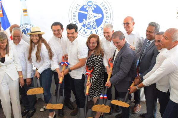
El acto estuvo encabezado por Wellington Arnaud, director de Inapa. (Foto: Fuente externa) 