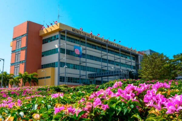 Ministerio de Medio Ambiente. Foto: fuente externa. 