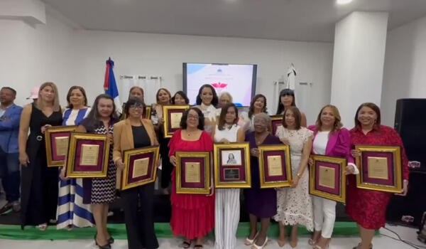 Reconocen mujeres  destacadas en área de la salud de Sánchez Ramírez. (Foto: fuente externa)