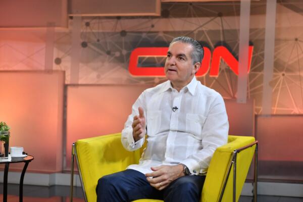 Neney Cabrera recordó que la situación de Haití es compleja también para República Dominicana. Foto: Fuente CDN Digital