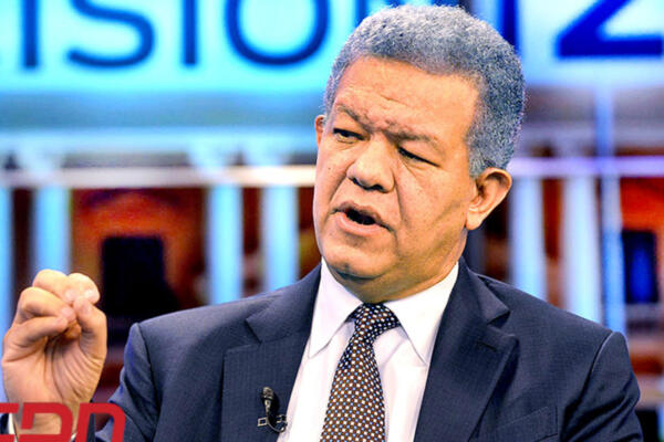 Leonel Fernández  inicia encuentros con sectores de la sociedad