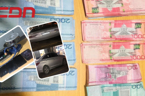 Vehículo y dinero ocupado a tres hombres que estafaron a otro. Foto CDN Digital