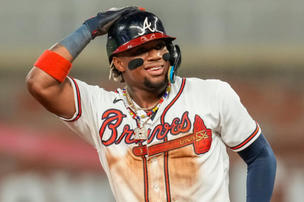 Atlanta fija plan para Ronald Acuña tras molestia en rodilla derecha