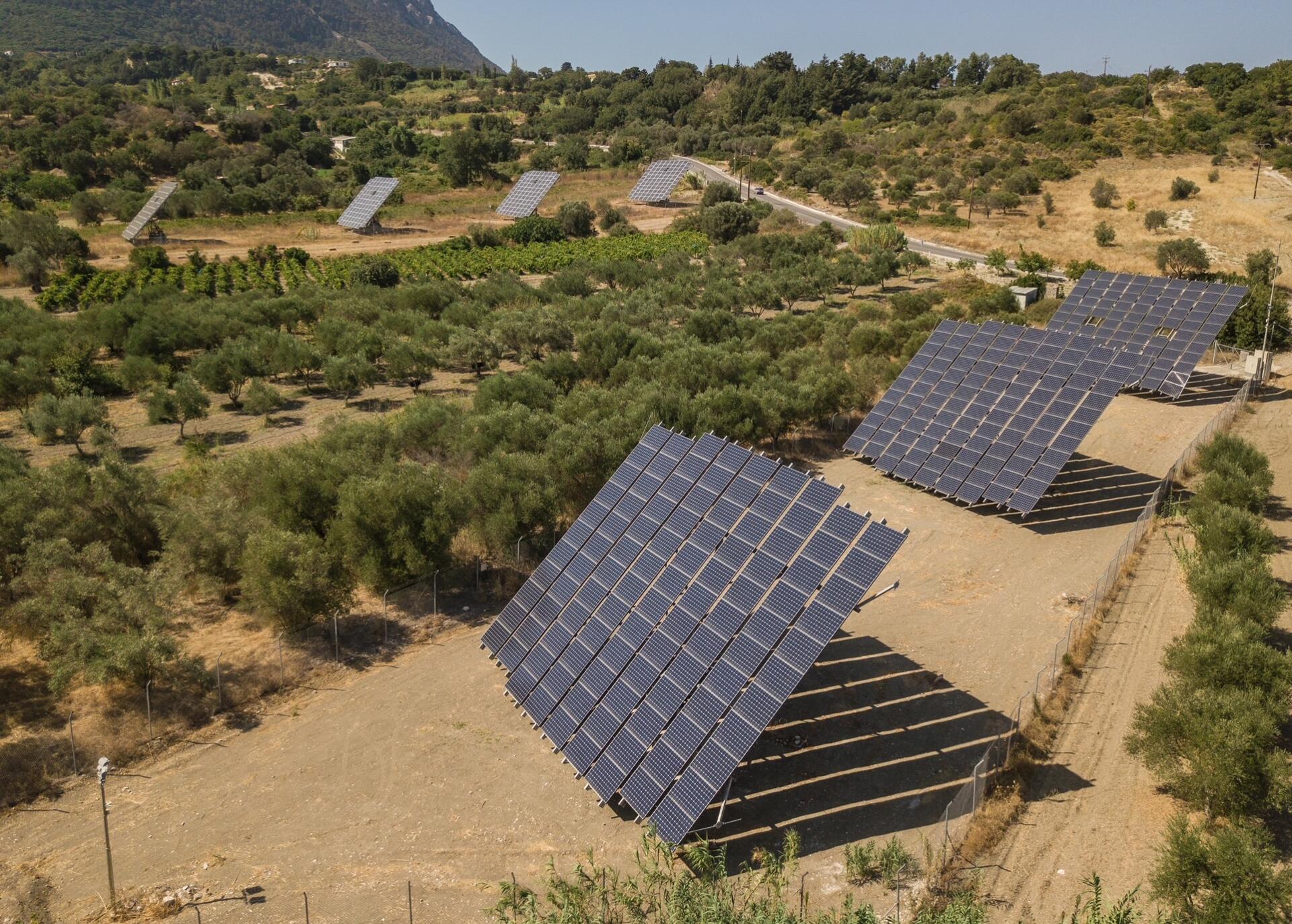 ADOSEA impulsa el avance de las energías renovables en RD