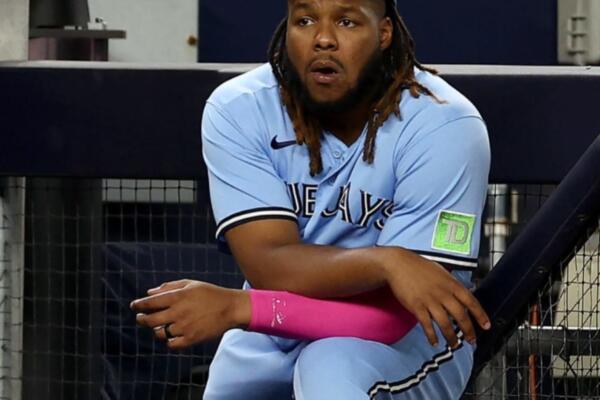 Vladimir Guerrero Jr. fuera de alineación de Toronto por lesión