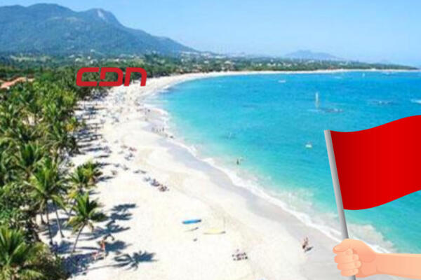 Colocan bandera roja en las playas de Puerto Plata por fuerte oleaje. (Foto: fuente externa)