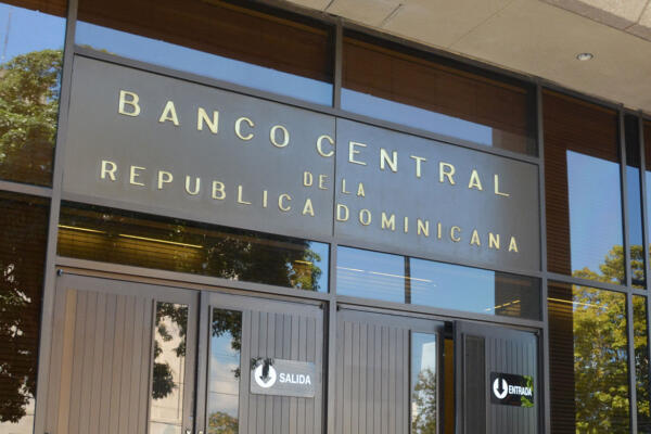 Fachada del Banco Central. 
Foto: fuente externa