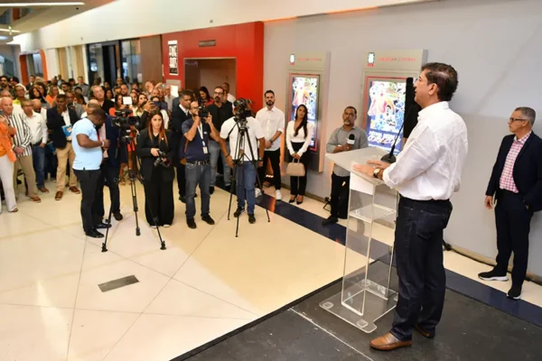 “Fútbol desde el Corazón” fue estrenado ayer en la capital bajo la dirección de Nelson González y con guion de Miguel Yarull.