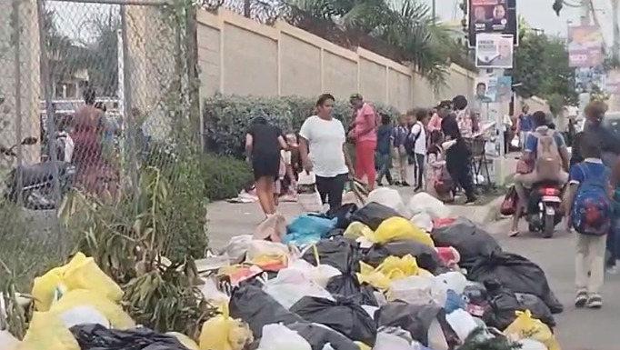 Denuncian falta de recogida de basura en Los Alcarrizos