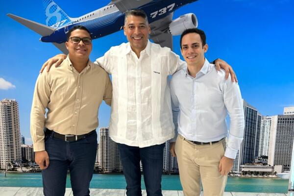 Arajet y Boeing preparan a los primeros pilotos dominicanos del programa de Cadetes