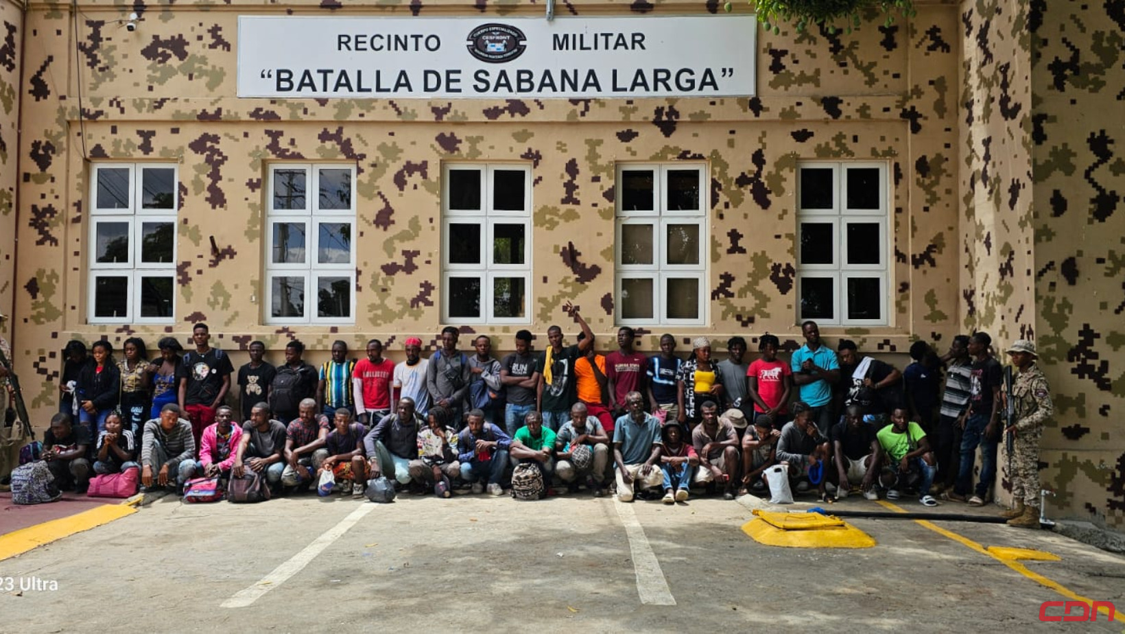 Los nacionales haitianos detenidos por los miembros del CESFronT. Foto: Fuente externa
