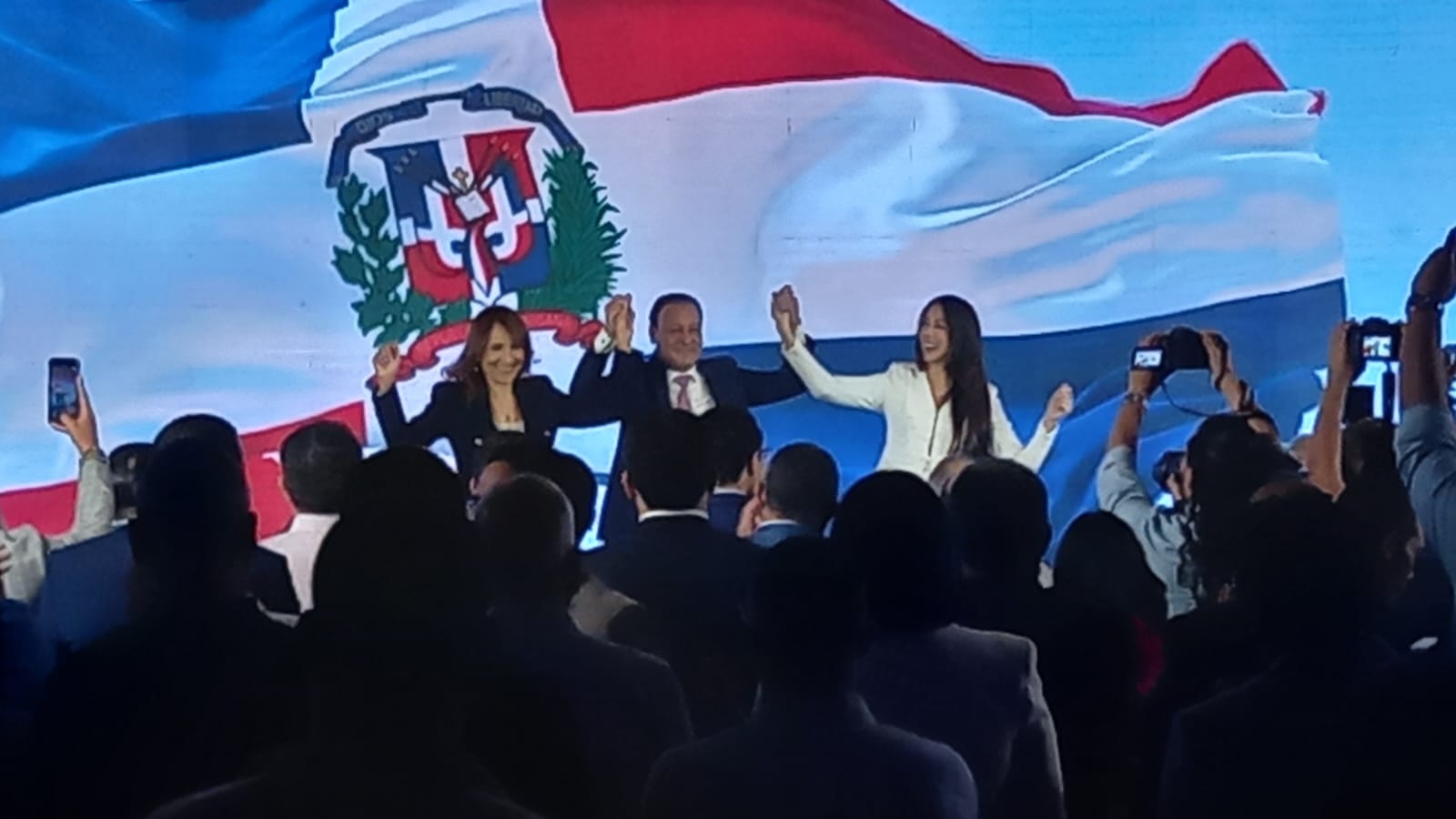 Candidato presidencial Abel Martínez presenta plan de Gobierno
