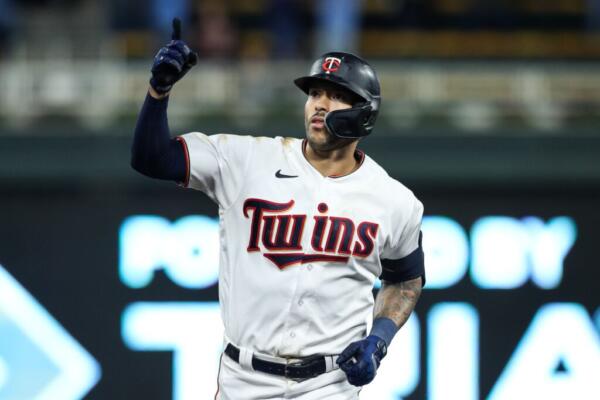 Los Mellizos de Minnesota colocaron a Carlos Correa en lista de lesionados por 10 días, anunció el club este sábado.