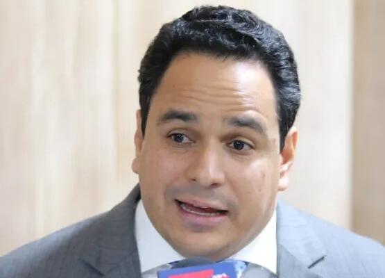 Designan a Manuel Conde como representante de Luis Abinader ante la JCE