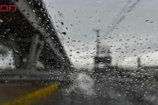 Distrito Nacional y 17 provincias en alerta amarilla y 10 en verde por lluvias. La información la ofreció el general Juan Manuel Méndez. Foto: CDN Digital 
