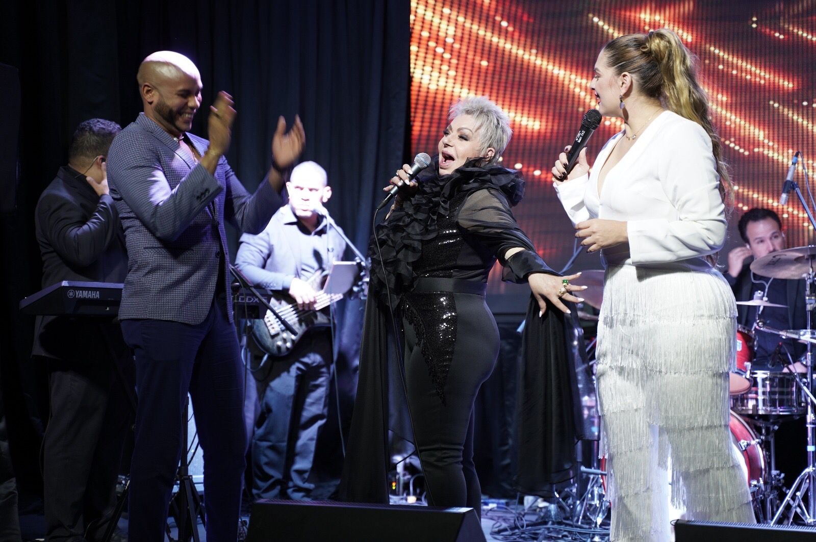 Fanny Arzeno  presenta el Music Fashion Latino
