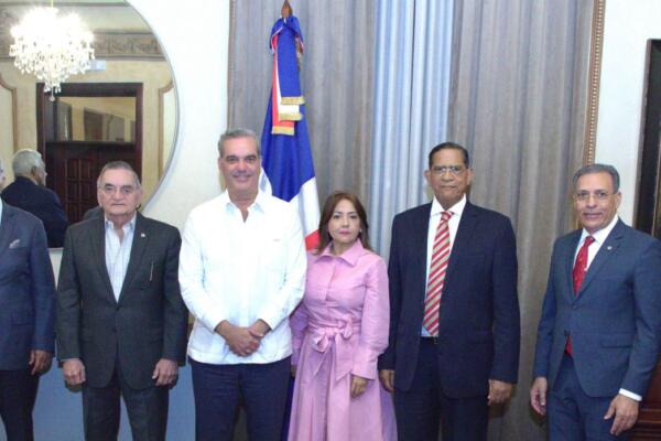 Grupo de Balagueristas muestran apoyo a reelección de Abinader