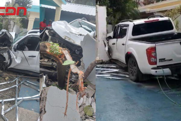 Camioneta con la que víctima de asalto impacto a delincuentes. Foto CDN Digital