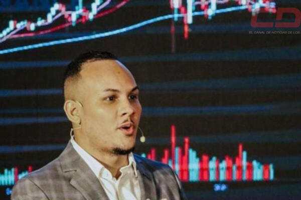 Jairo González, acusado por estafar a 162 personas con más de 100 millones de dólares. Foto: CDN Digital.
