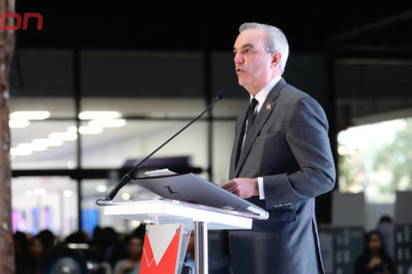 Presidente Abinader reitera apoyo a la modernización e independencia del Poder Judicial. Foto: CDN Digital