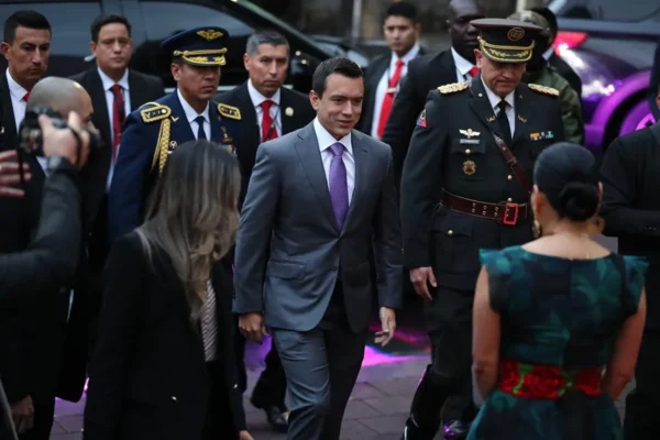 Esta votación será un punto de inflexión para Noboa, que se juega en ella la alta popularidad conseguida en los primeros meses de su mandato. Foto: Fuente externa 