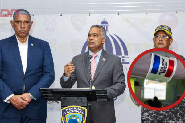 19 mil 800 agentes serán integrados a la Policía Militar Electoral, según informa ministro de la Presidencia Joel Santos Echavarría. Foto: CDN Digital