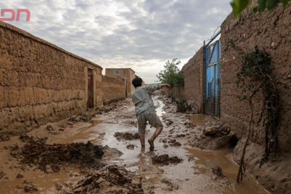 Al menos 50 muertos y decenas de desaparecidos por inundaciones en el centro de Afganistán en las últimas 24 horas. Foto: Agencia EFE