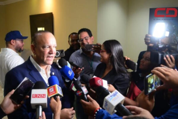 Ulises Rodríguez, alcalde de Santiago y  dirigente del Partido Revolucionario Moderno (PRM). Foto CDN Digital
