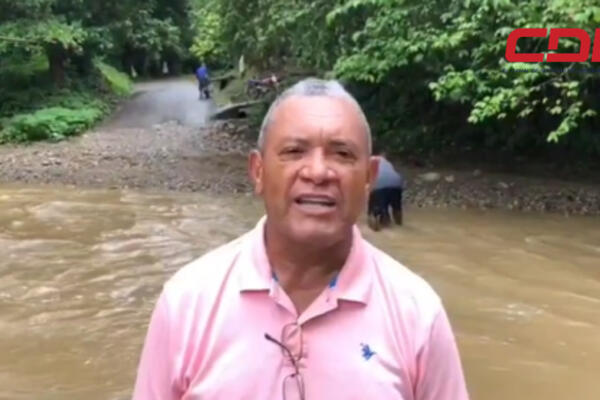 El aumento del caudal del río ha generado preocupaciones entre los residentes. Foto CDN Digital