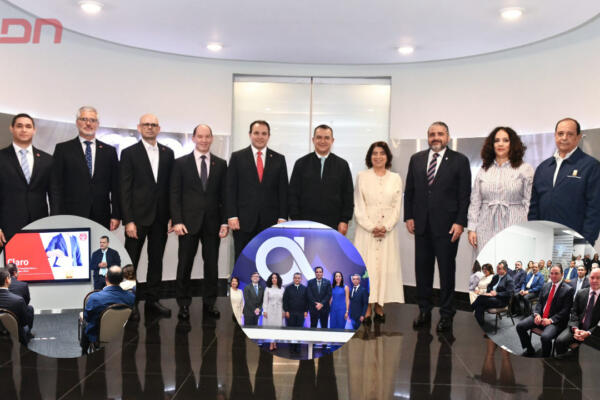 Junta Central sostiene reunión con compañías telefónicas que brindarán servicios en los comicios del 19 de mayo con fines de inspección. Foto: CDN Digital