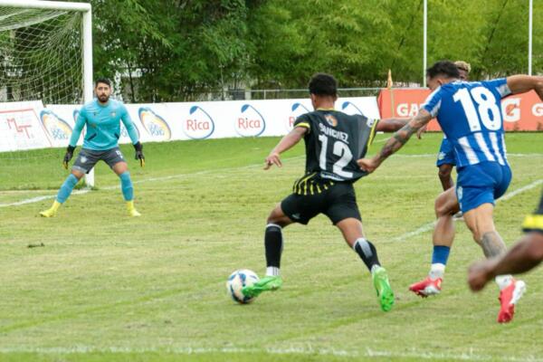 Ahora Moca FC es tercero con 22 puntos y un partido menos, que se jugará el 8 de junio en el Parque del Este contra Atlético San Cristóbal.