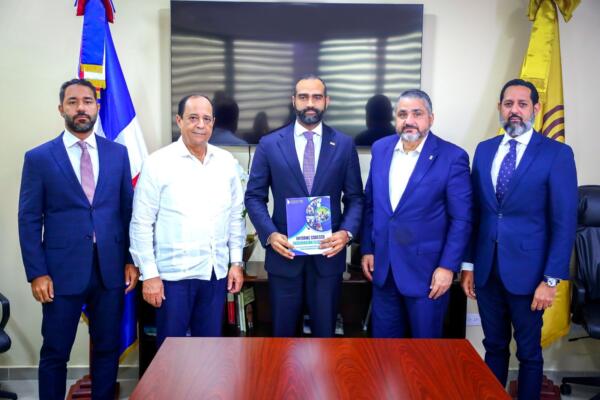 Codessd entrega a JCE informe sobre elecciones presidenciales y congresuales