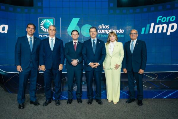 De derecha a izquierda, los señores Ricardo Ramírez, Said Saillant, Roberto Icasuriaga, Christopher Paniagua, Mabel Cueto, Juan Martin Maglione, Enric Quintero y José A. Tavárez
Foto: fuente externa