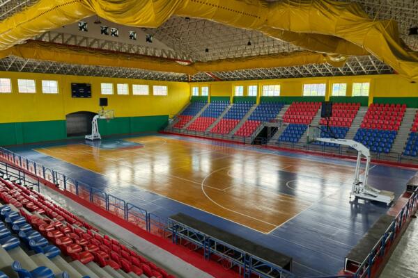 Imágenes de la remozada cancha del Club San Carlos
