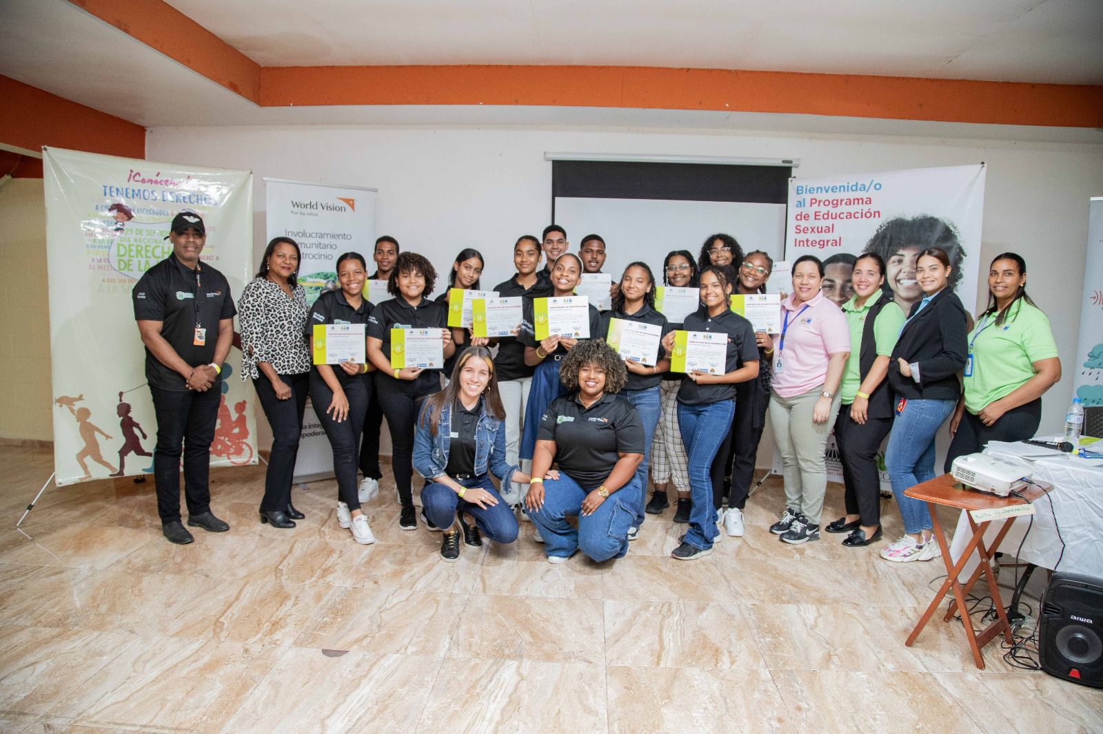 Los Alcarrizos: capacitan a jóvenes sobre sus derechos fundamentales. Foto fuente externa