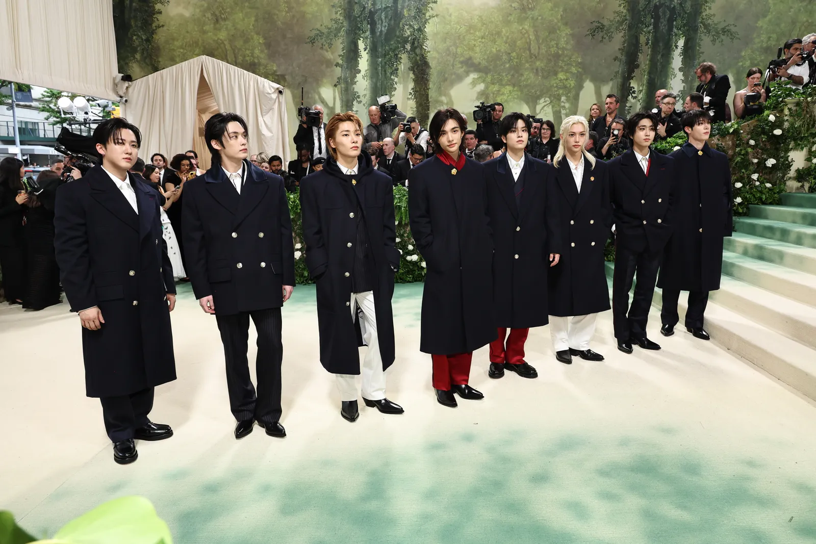 Estrellas del K-Pop humillado por los fotógrafos en la Met Gala. Fuente Externa