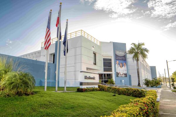 Más de 100 millones de unidades de productos médicos fueron exportados por Medtronic