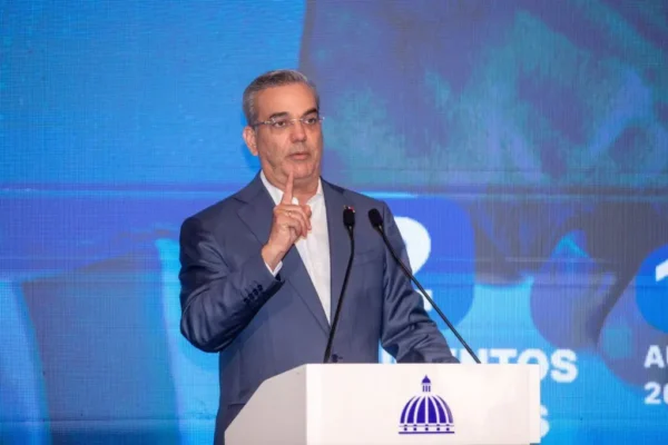 Presidente Abinader dice OMS aún no confirma  casos de Ántrax en Haití