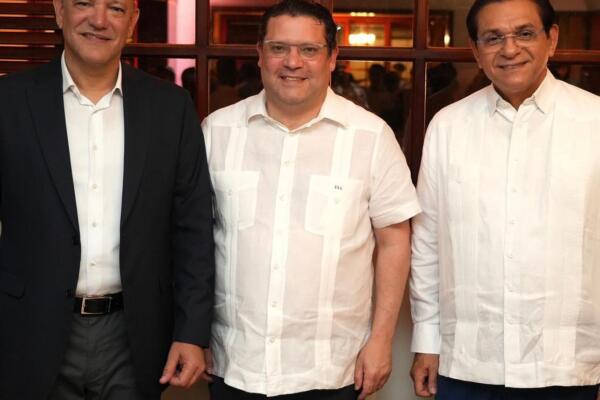 Ulises Rodríguez,   Eduardo Sanz Lovatón y Daniel Rivera. (Foto: fuente externa)